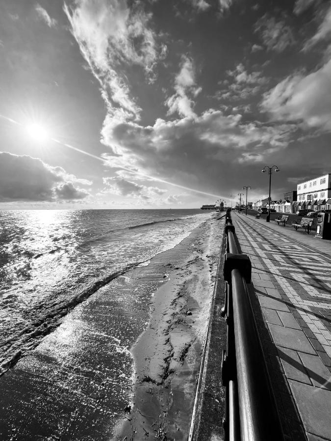 Prelude Guesthouse, Brigsley Grimsby Buitenkant foto